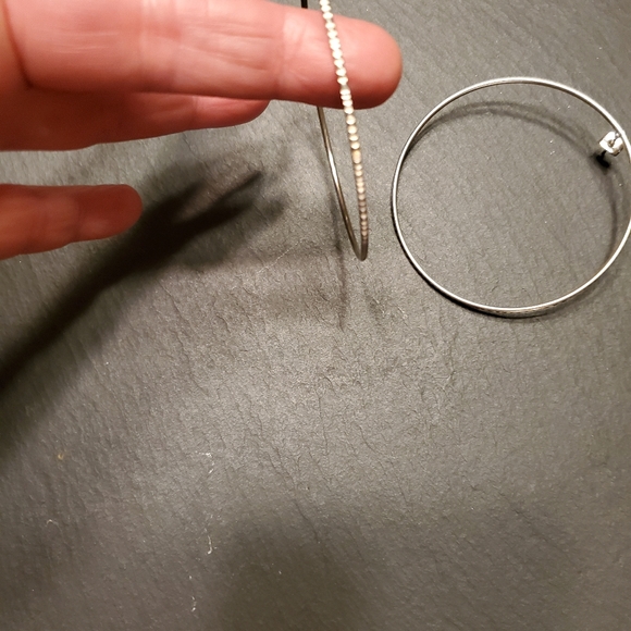 Hoops 2" - Picture 3 of 4